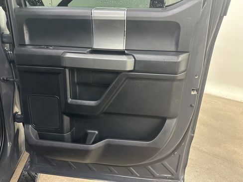 Used 2016 Ford F150 XLT w/ Equipment Group 301A Mid image 19