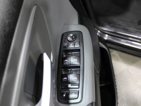 Used 2020 RAM 1500 Big Horn image 7