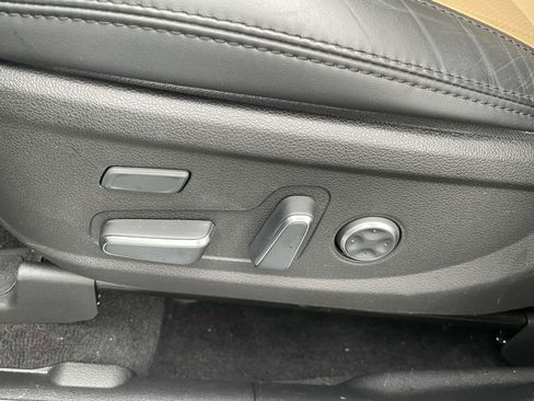 Used 2023 Hyundai Santa Fe Calligraphy image 8