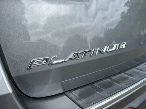 Used 2021 Ford Explorer Platinum w/ Equipment Group 601A image 33