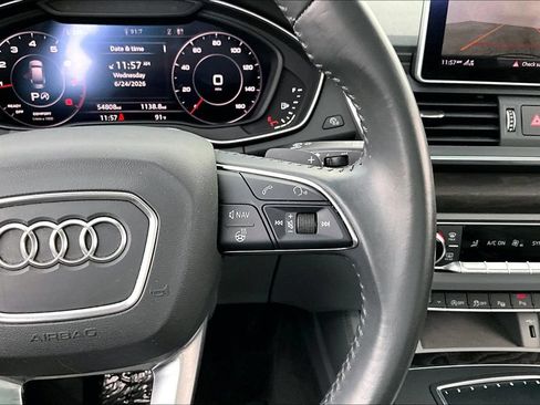 Used 2020 Audi Q5 Prestige w/ Prestige Package AWD/4WD image 26