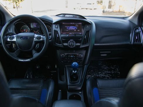 Used 2013 Ford Focus ST image 32
