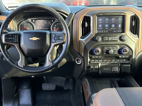 Used 2023 Chevrolet Silverado 3500 High Country w/ Technology Package image 6