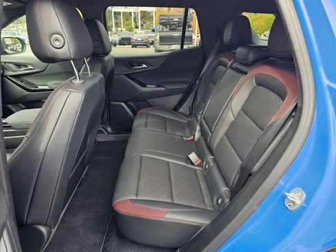 New 2025 Chevrolet Equinox RS w/ Convenience Package III image 21