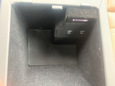 Used 2020 Porsche Cayenne image 32