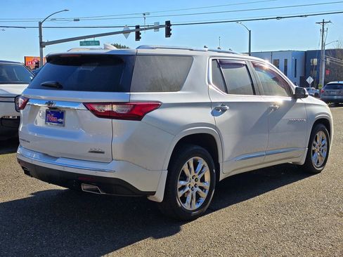 Used 2021 Chevrolet Traverse High Country w/ LPO, Cargo Package image 3