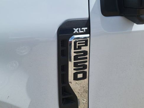 New 2025 Ford F250 XLT w/ 360-Degree Camera Package image 14