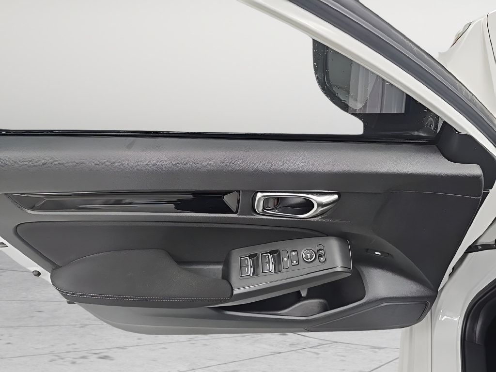 Used 2022 Honda Civic EX image 10