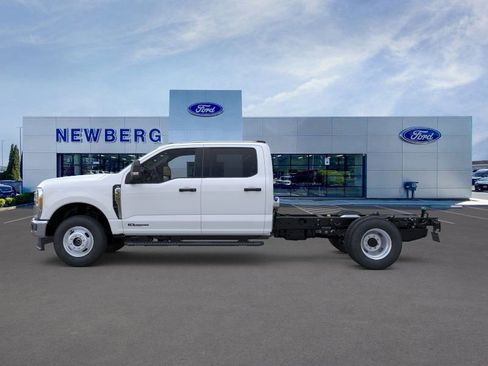 New 2026 Ford F350 XL w/ XL Chrome Package image 5