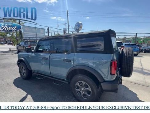 Used 2022 Ford Bronco Big Bend image 2