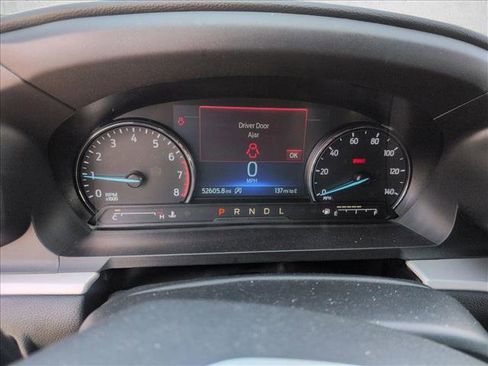 Used 2024 Ford Explorer XLT w/ Equipment Group 202A image 7