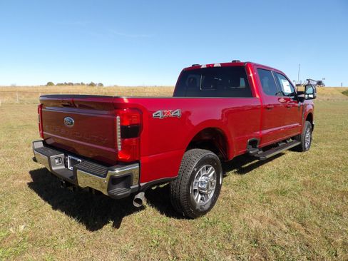 New 2026 Ford F350 Lariat AWD/4WD image 6