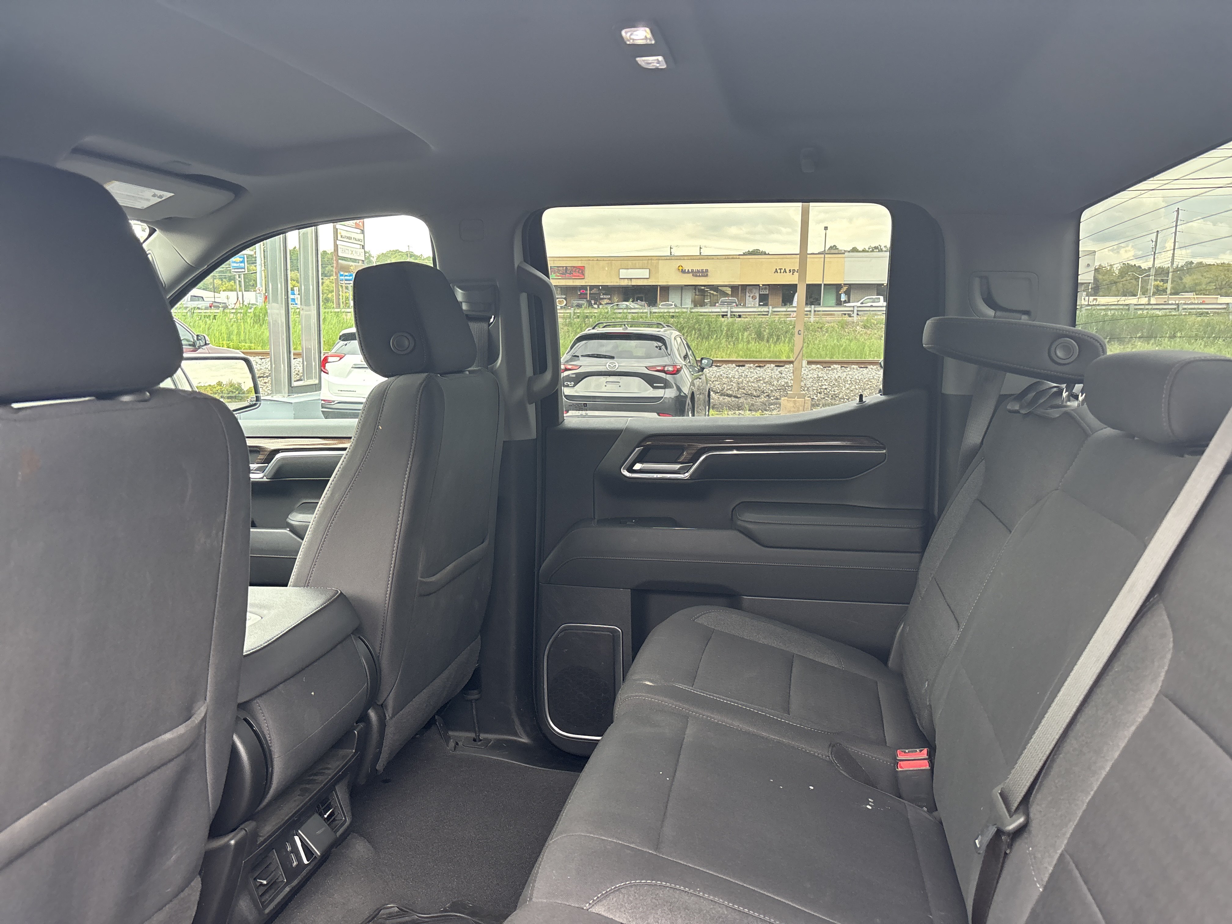 Used 2024 Chevrolet Silverado 1500 LT AWD/4WD image 13