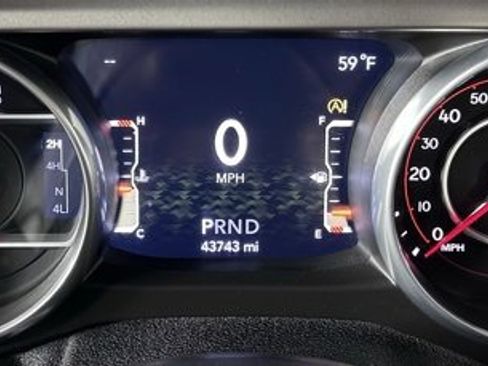 Used 2018 Jeep Wrangler Unlimited Rubicon image 19