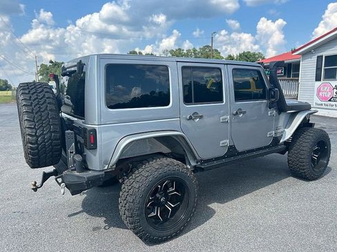 Used 2014 Jeep Wrangler Unlimited Sahara w/ Max Tow Package image 19