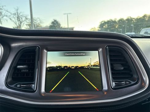 Used 2021 Dodge Challenger R/T w/ Plus Package image 19