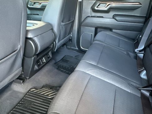 Used 2023 GMC Sierra 1500 Elevation image 13