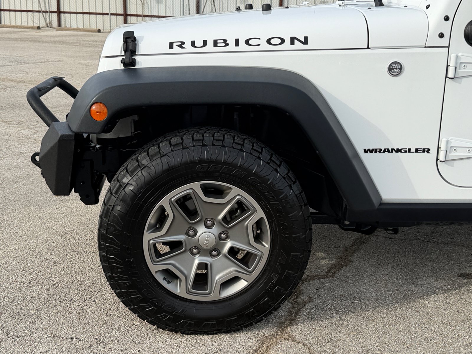 Used 2016 Jeep Wrangler Rubicon w/ Power Convenience Group AWD/4WD image 10