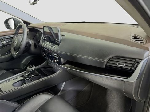 Used 2023 Nissan Rogue SL w/ SL Premium Package FWD image 31