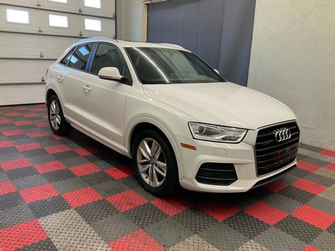 Used 2017 Audi Q3 2.0T Premium image 2