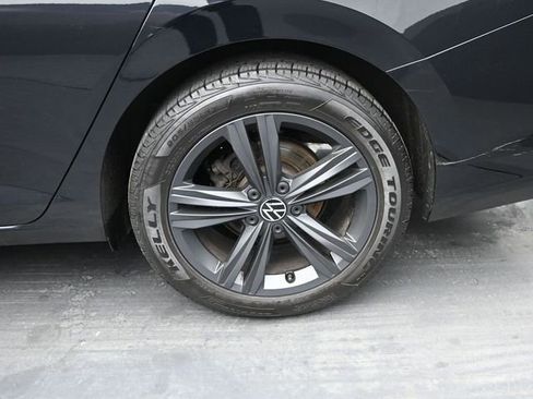 Used 2022 Volkswagen Jetta SE image 40