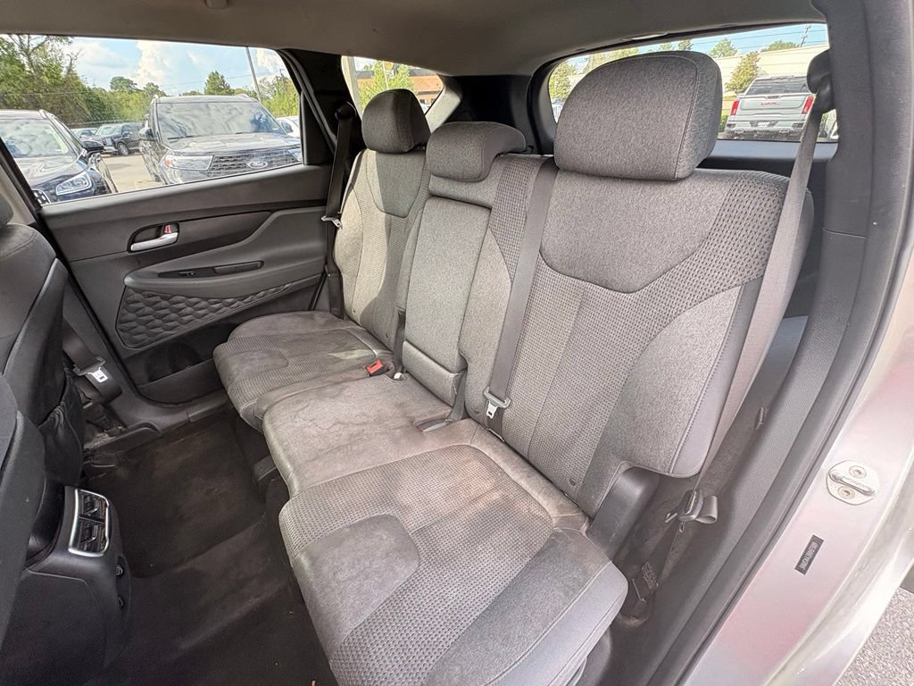 Used 2022 Hyundai Santa Fe SE FWD image 25