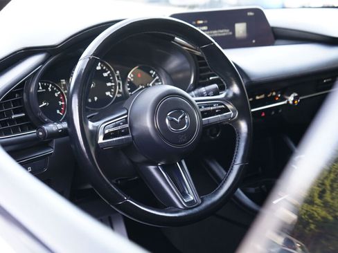 Used 2022 MAZDA MAZDA3 s image 12