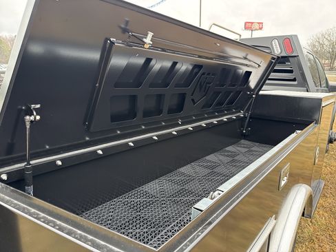 New 2026 RAM 3500 Tradesman image 39