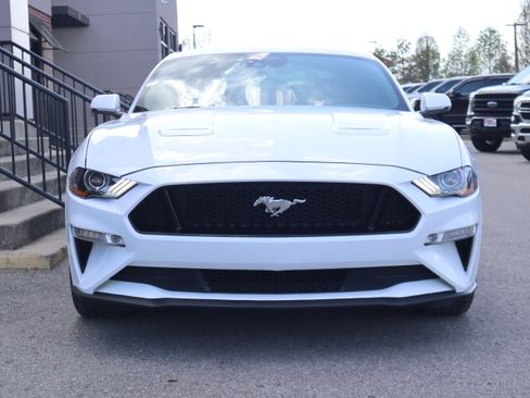 Used 2022 Ford Mustang GT Premium w/ Equipment Group 401A RWD image 4
