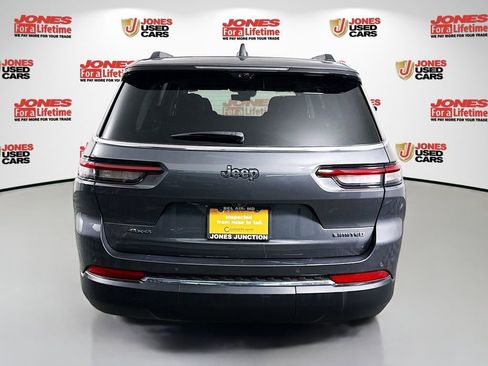 Used 2023 Jeep Grand Cherokee L Limited w/ Luxury Tech Group II image 16