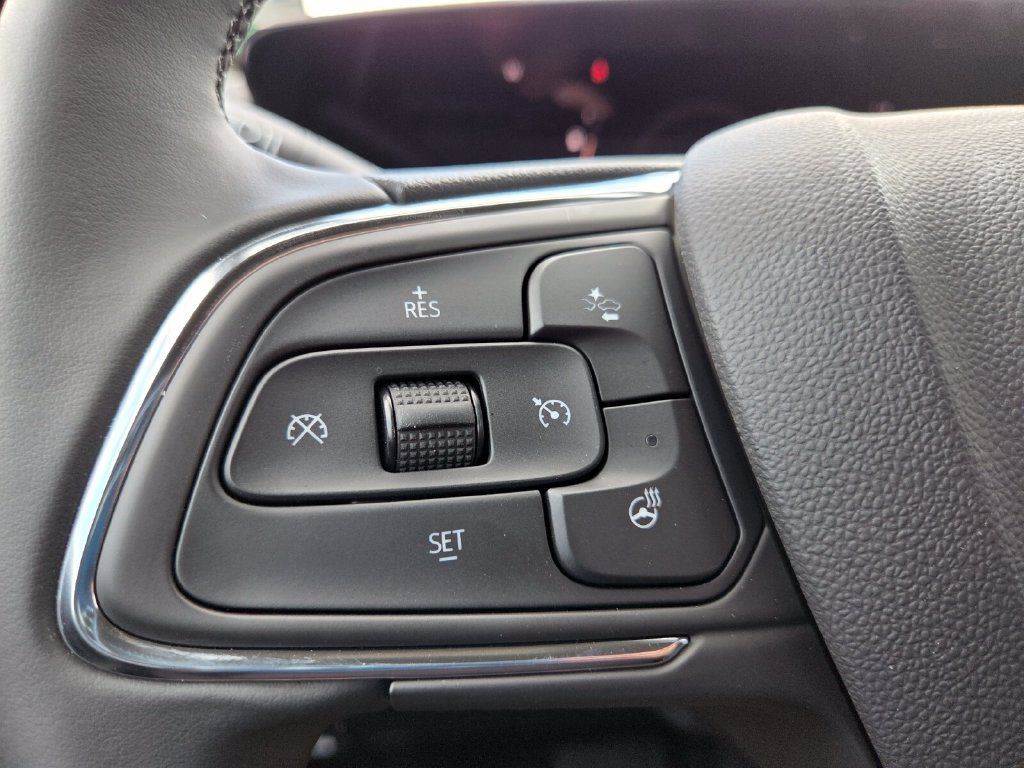 Used 2025 Buick Encore GX Sport Touring w/ Comfort Package FWD image 13