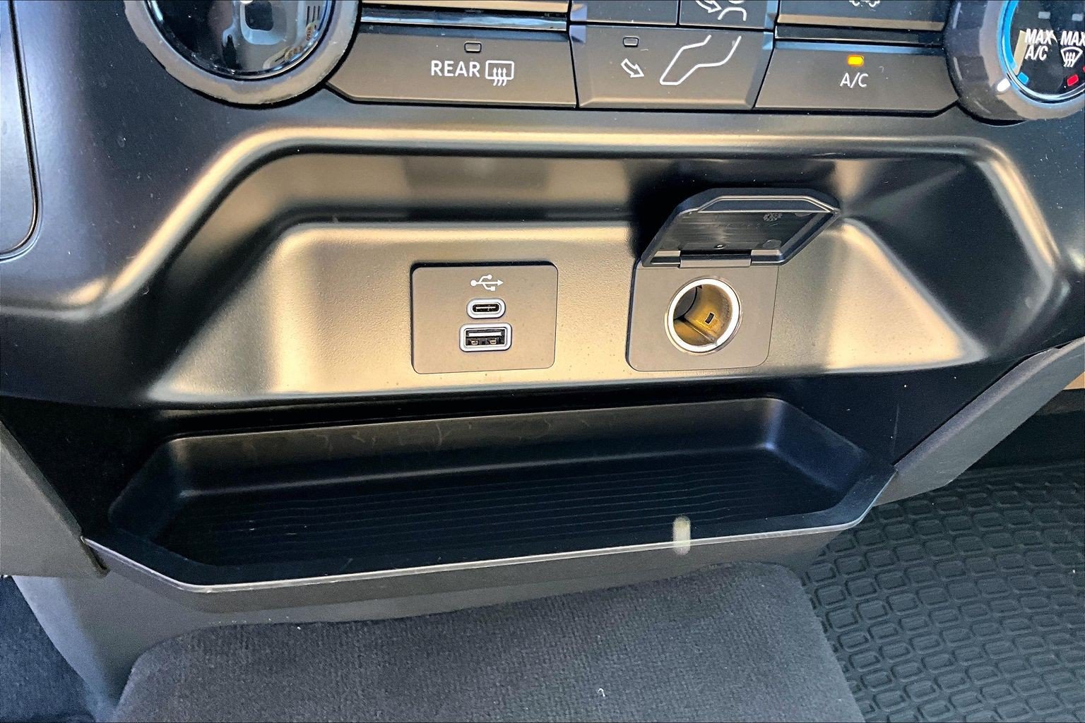 Used 2025 Ford F350 XLT w/ 360-Degree Camera Package AWD/4WD image 15