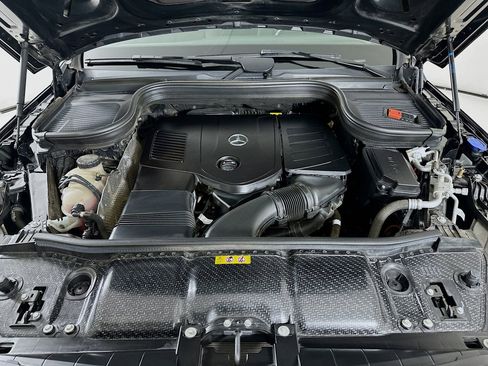 Certified 2025 Mercedes-Benz GLE 350 4MATIC image 33