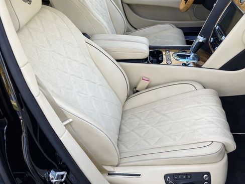 Used 2014 Bentley Flying Spur W12 AWD/4WD image 3