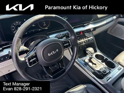 Used 2023 Kia Carnival SX Prestige FWD image 30