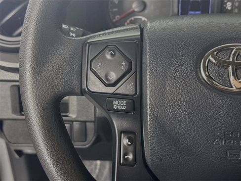 Used 2019 Toyota Tacoma SR image 18