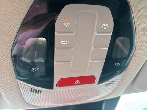 Used 2025 Kia K4 EX FWD image 27