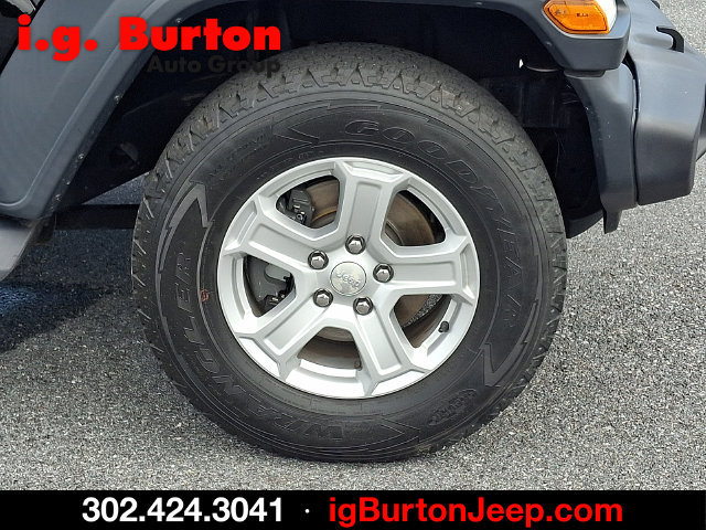 Used 2018 Jeep Wrangler Unlimited Sport S AWD/4WD image 8