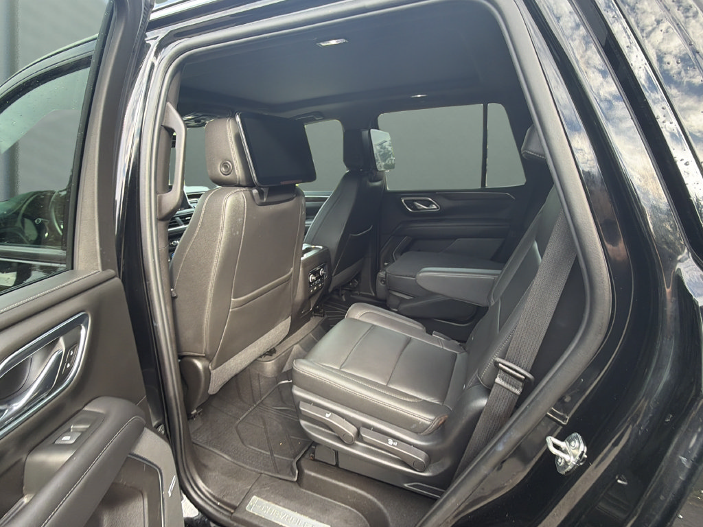 Used 2021 Chevrolet Tahoe Z71 w/ Luxury Package AWD/4WD image 11