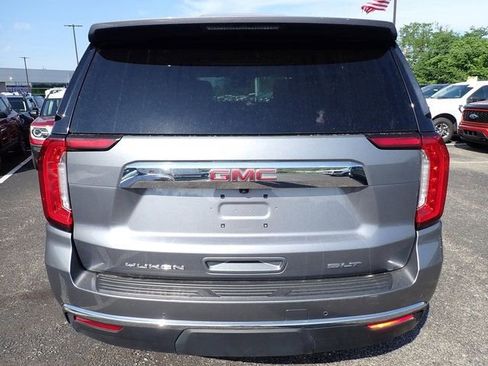 Used 2022 GMC Yukon SLT w/ SLT Premium Package AWD/4WD image 6
