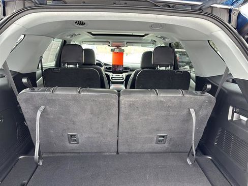 Certified 2022 Ford Explorer XLT w/ Equipment Group 202A image 13