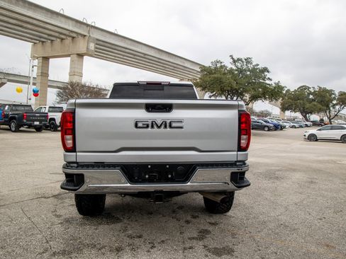 Used 2020 GMC Sierra 2500 SLE w/ SLE Value Package; image 9