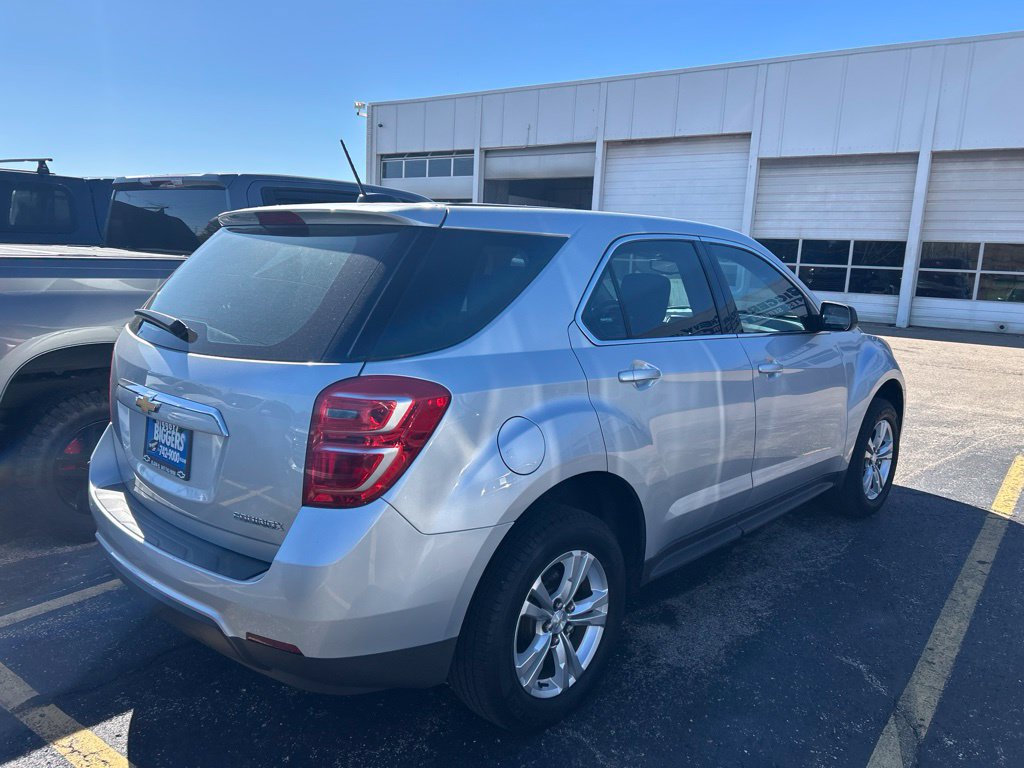 Used 2016 Chevrolet Equinox LS FWD image 4