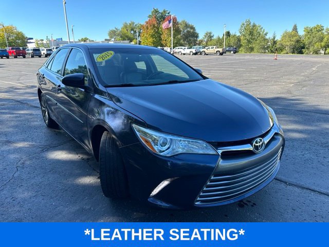 Used 2015 Toyota Camry XLE w/ Moonroof Package FWD image 2