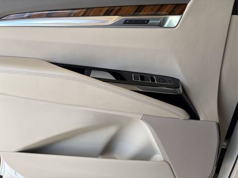 Certified 2025 Cadillac Escalade ESV Sport Platinum AWD/4WD image 23