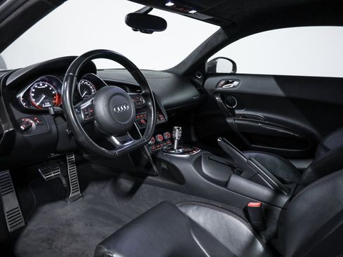 Used 2012 Audi R8 V10 image 33