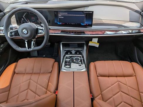 New 2026 BMW 760i xDrive AWD/4WD image 16