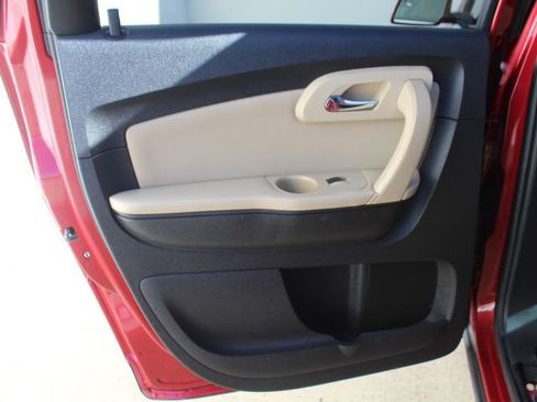 Used 2012 Chevrolet Traverse LTZ image 29