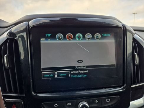 Used 2018 Chevrolet Traverse Premier w/ Driver Confidence II Package FWD image 29