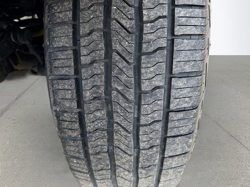 Used 2024 Jeep Wrangler Sahara image 40